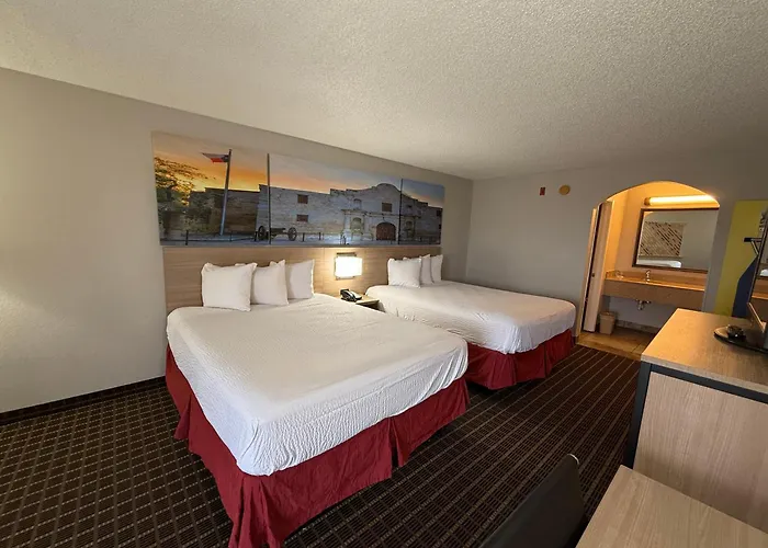 Days Inn By Wyndham San Antonio Interstate Hwy 35 North
